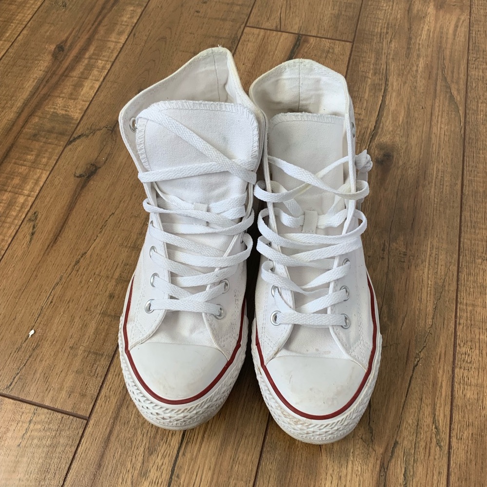 White men’s converse high tops